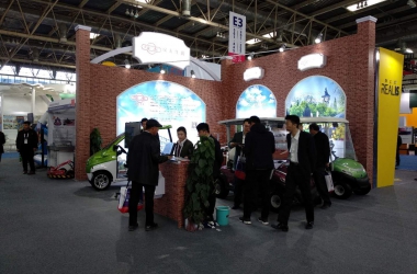 綠友GREENMAN電動(dòng)車輛亮相游樂(lè)設(shè)施展會(huì) 電動(dòng)看房車